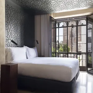 فندق أي أم أي كاتدرال فندق
