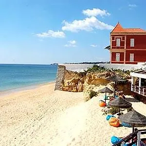 https://apartamento-santos.hotelaalgarve.com